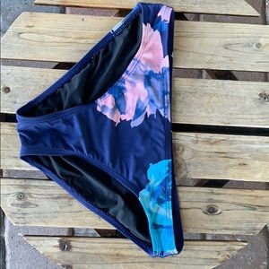 Vince Camuto bikini bottoms